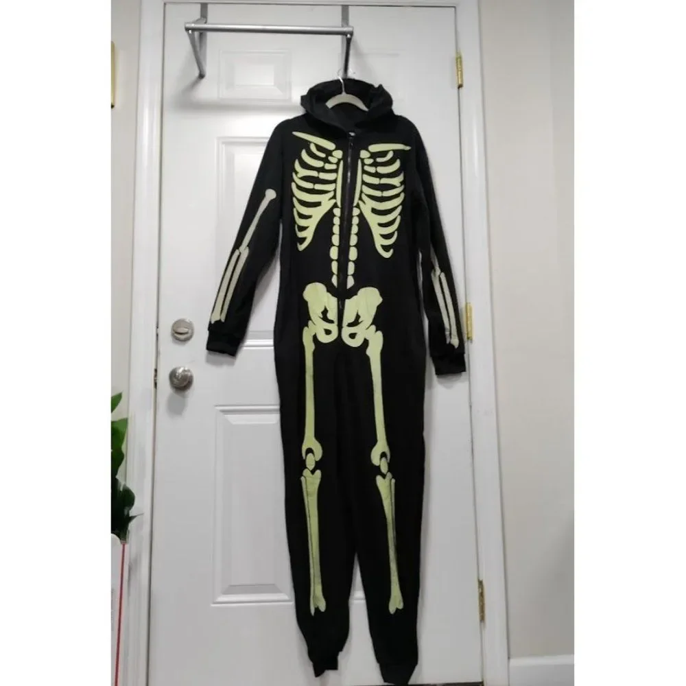 NWT #FOLLOWME Glow In The Dark Skelton KIDS Onesie S, M